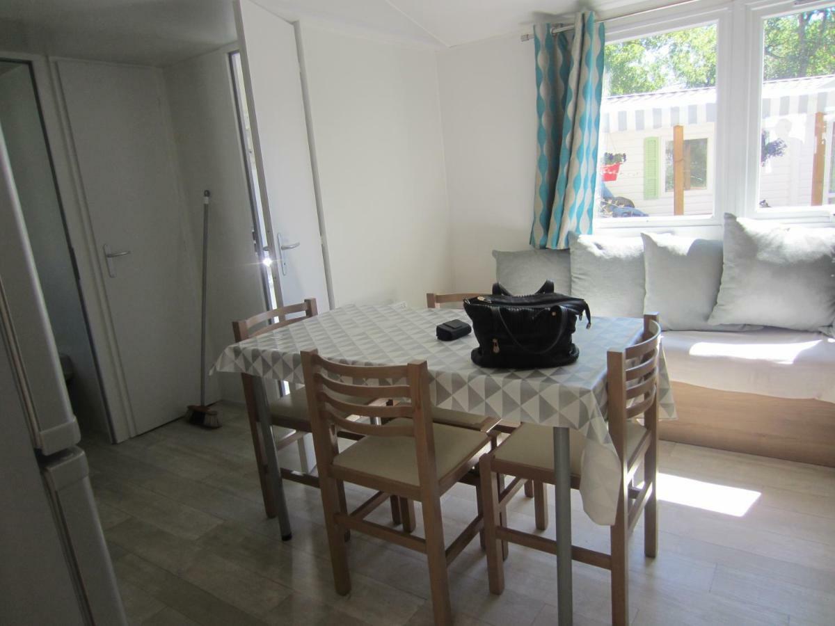 Gh Vacances La Reserve Gastes Екстер'єр фото